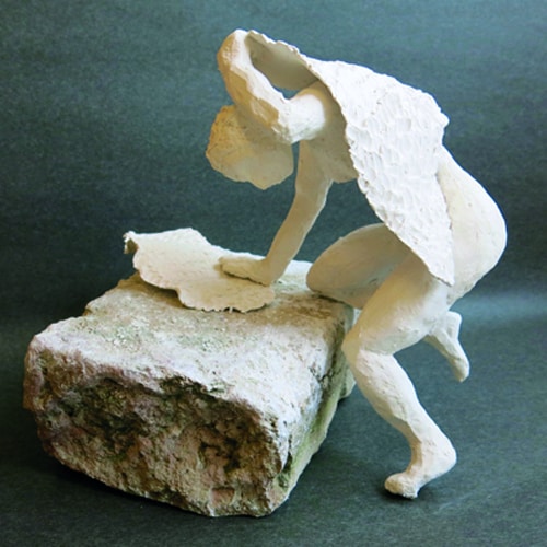 22160 - Engel des Alltags, modelliert aus Paperclay Porzellan mit Lisa Leonhardt